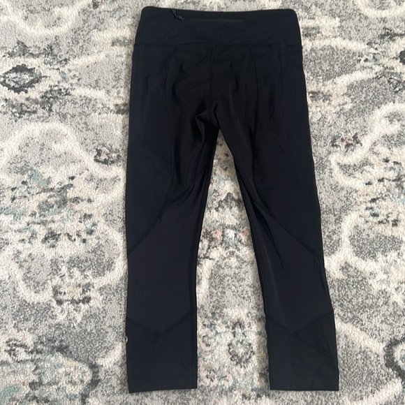 Lululemon Fast and Free Crops - Picture 7 of 14